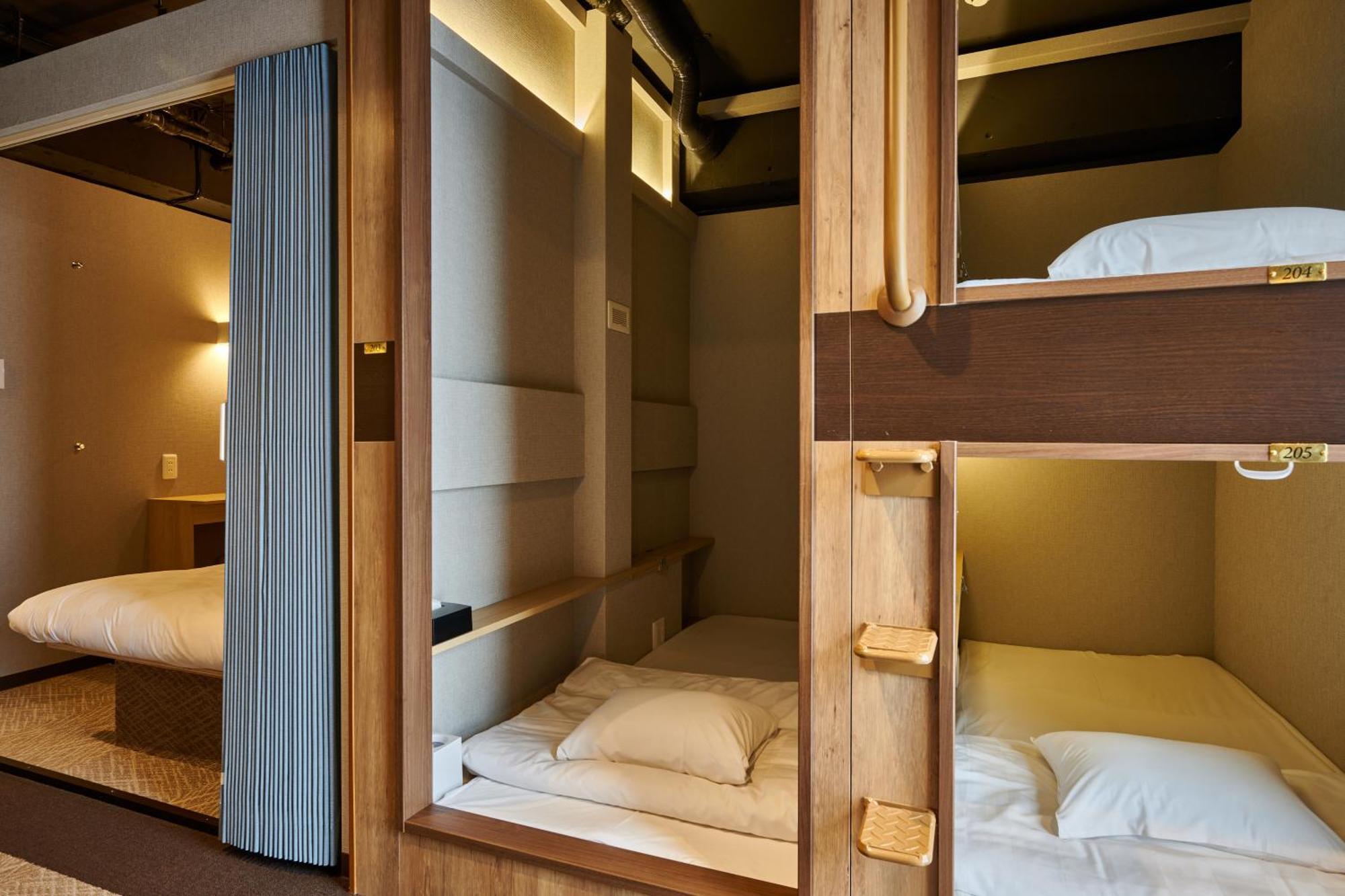 Capsule Hotel Continue Nijojokita 교토 외부 사진