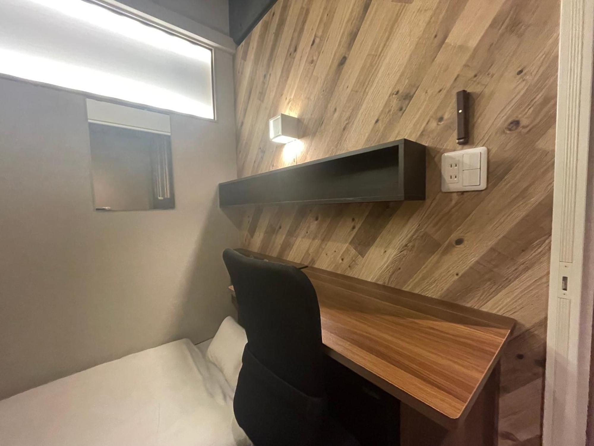 Capsule Hotel Continue Nijojokita 교토 외부 사진