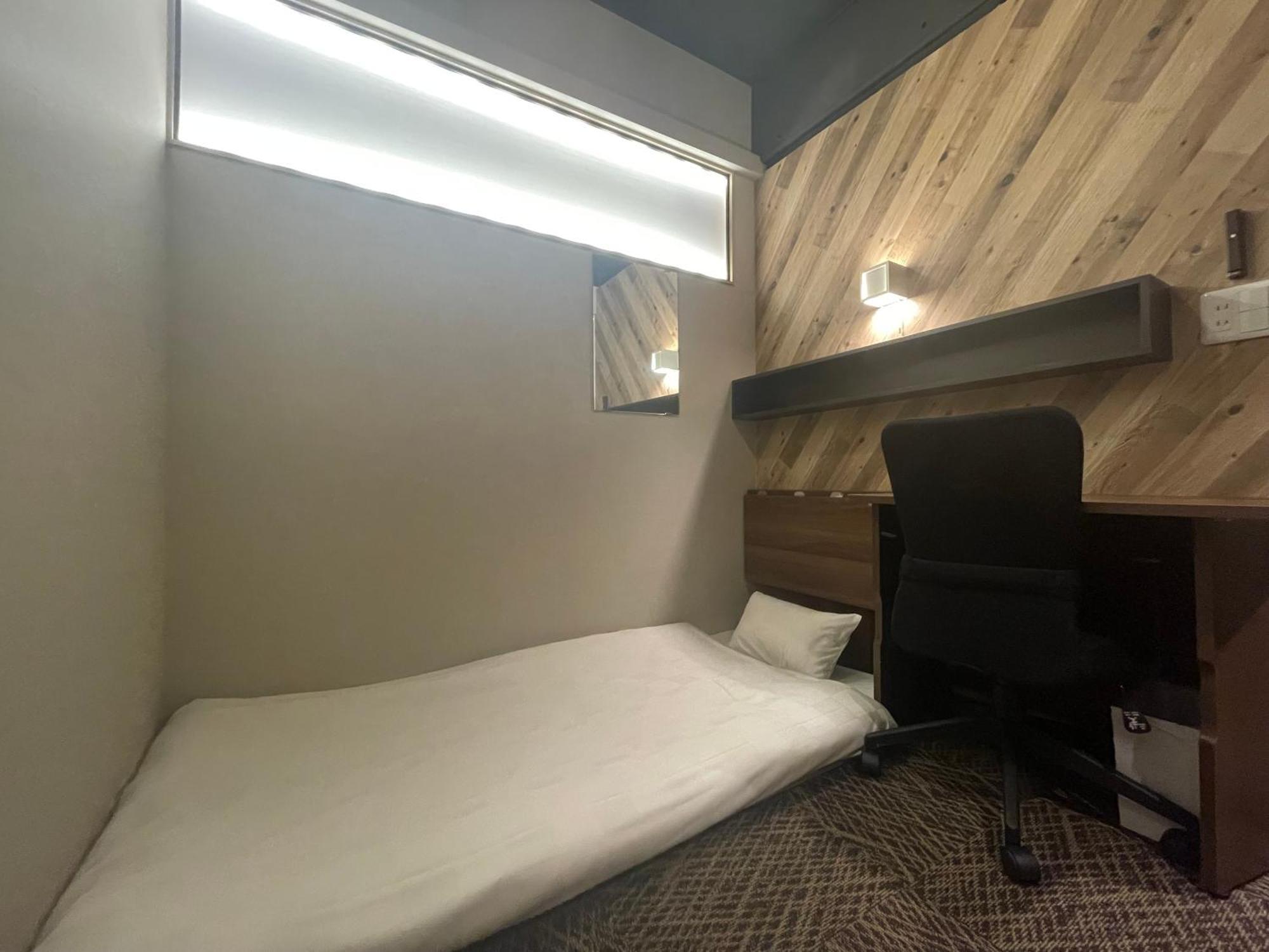 Capsule Hotel Continue Nijojokita 교토 외부 사진