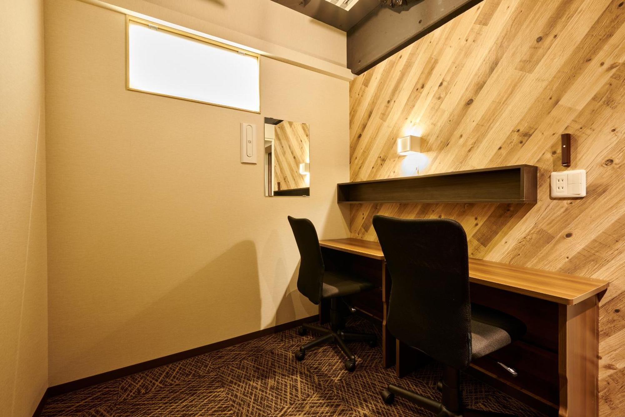 Capsule Hotel Continue Nijojokita 교토 외부 사진